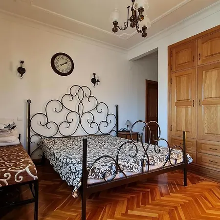 Crystal Residence Apartment