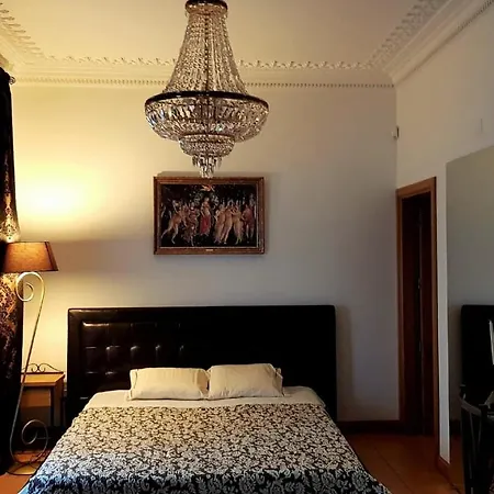 Lägenhet Crystal Residence