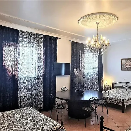 Crystal Residence Apartment Arnal